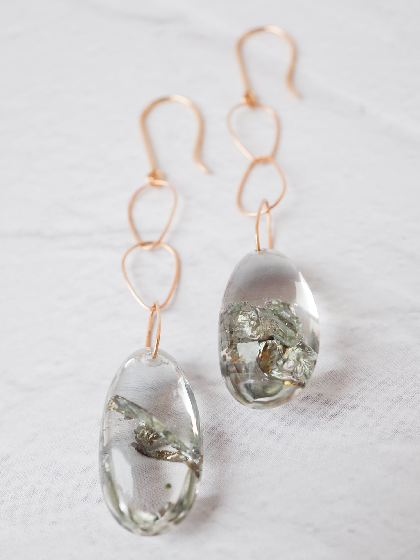 チャルコパイライトインクォーツのフックピアス