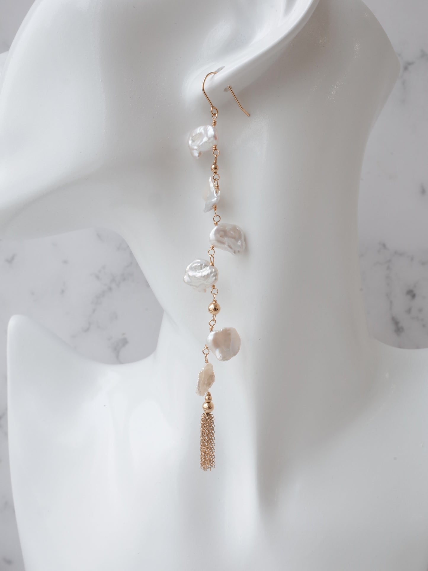 【価格・在庫数チェック】花びら淡水パールのピアス