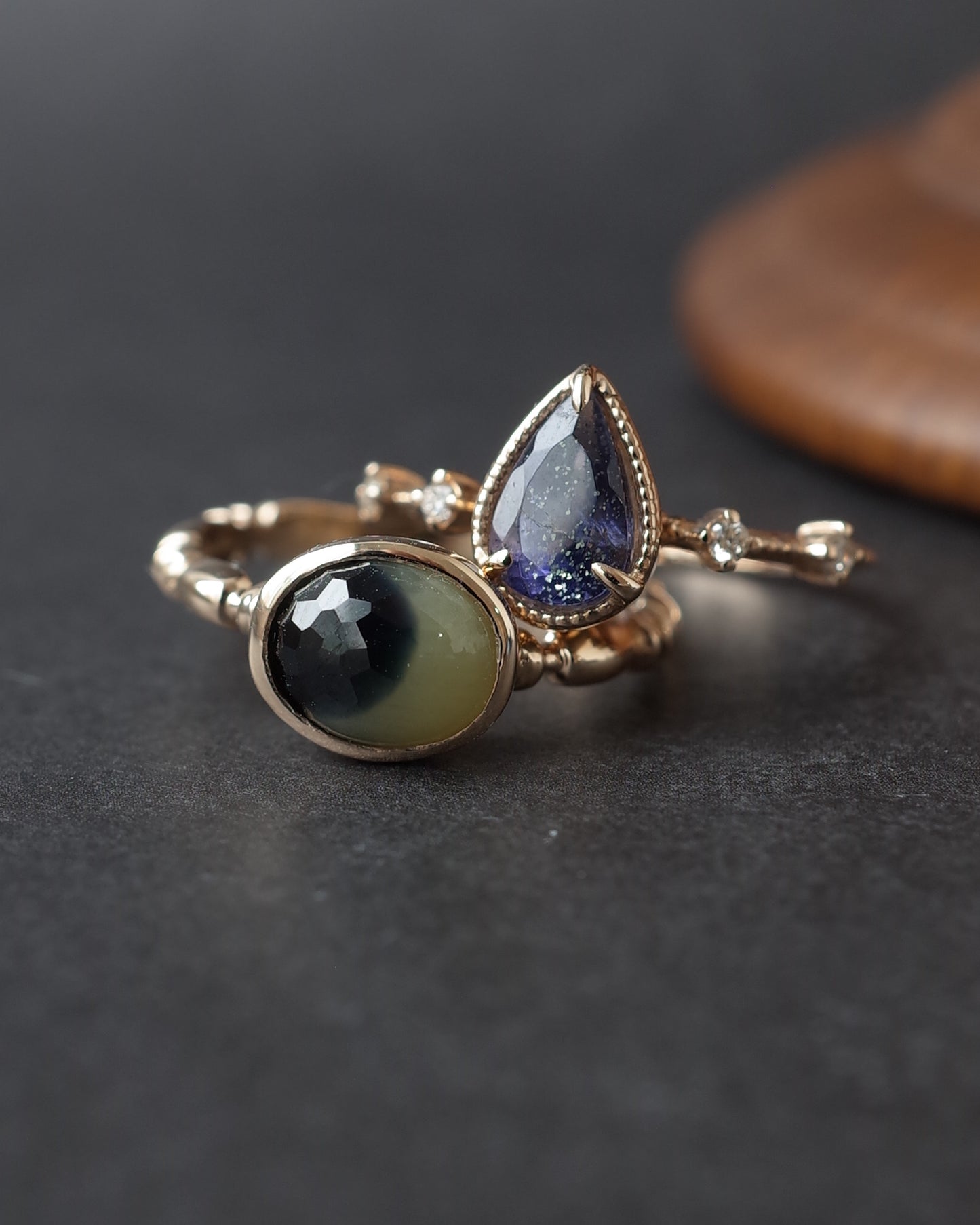 ミッドナイトムーンサファイアの夜空リング