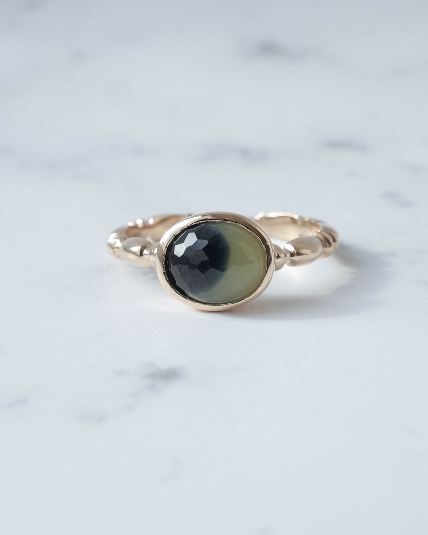 ミッドナイトムーンサファイアの夜空リング