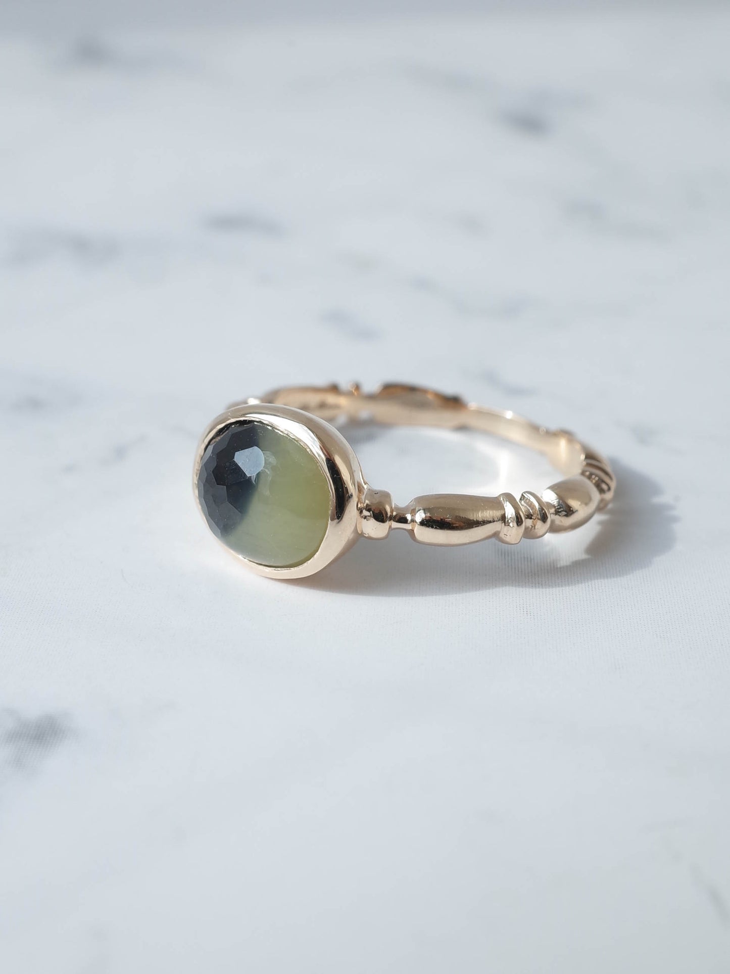 ミッドナイトムーンサファイアの夜空リング