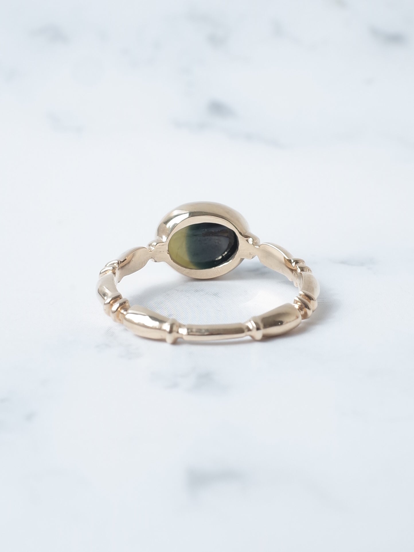 ミッドナイトムーンサファイアの夜空リング