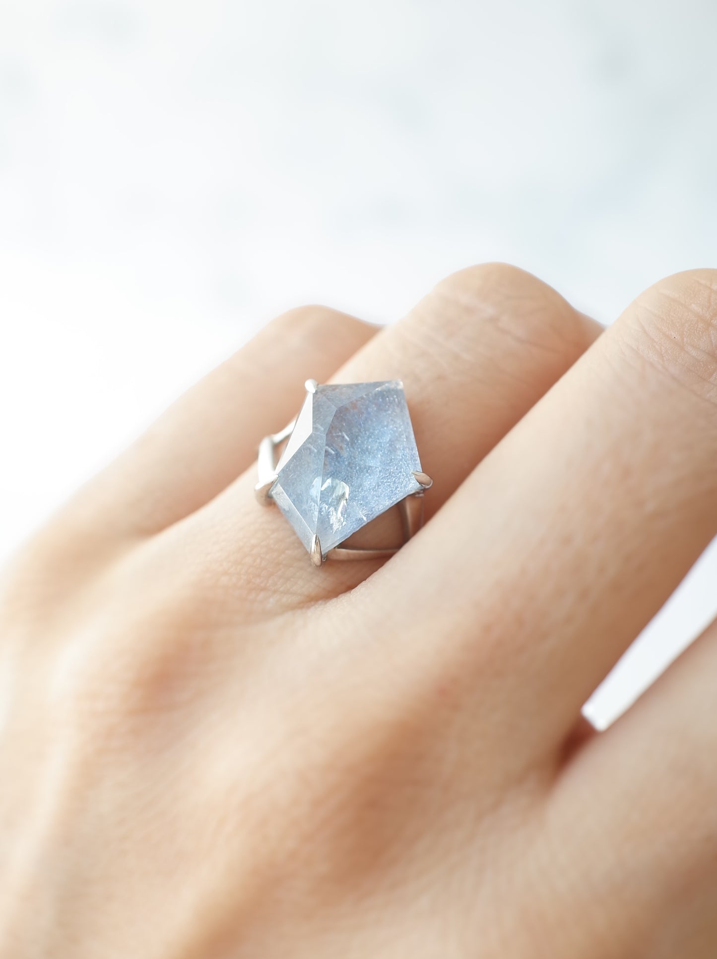 デュモルチェライトインクォーツのリング - 1