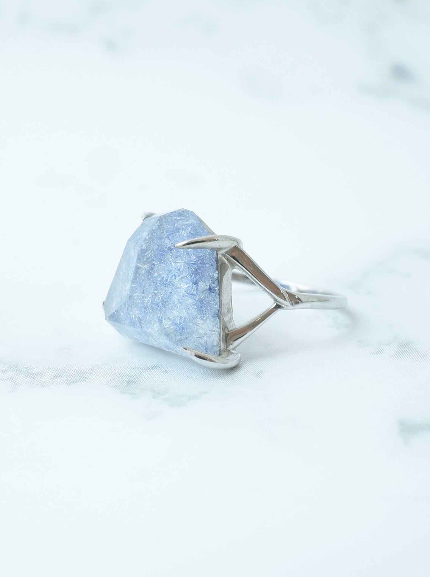 デュモルチェライトインクォーツのリング - 2