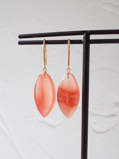 バイカラークォーツのピアス