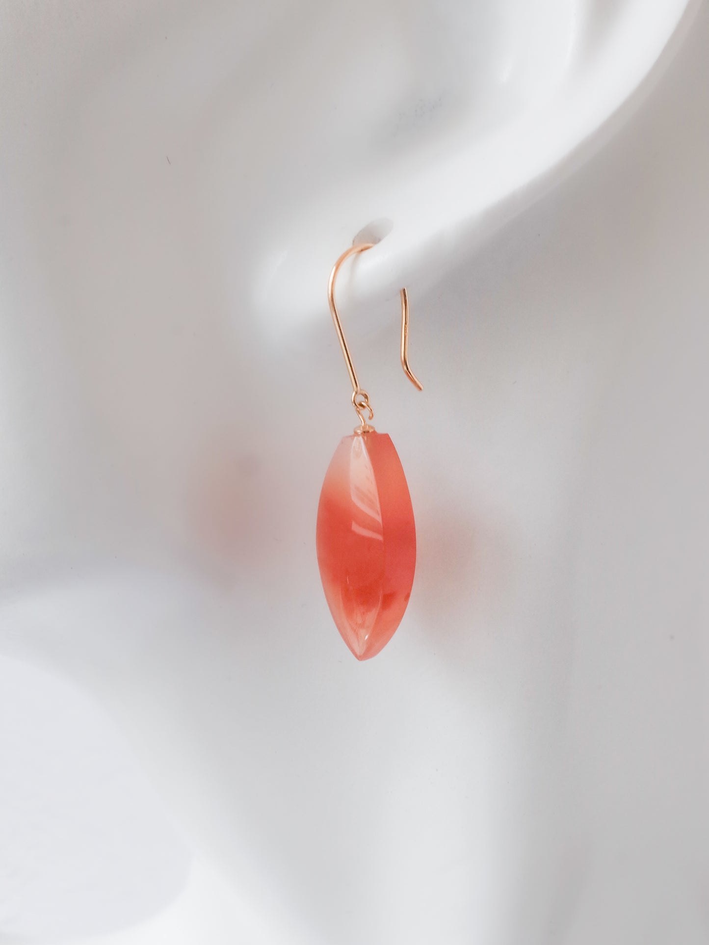 バイカラークォーツのピアス