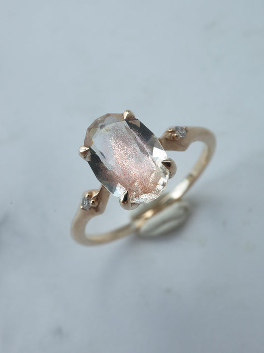 オレゴンサンストーンのリング