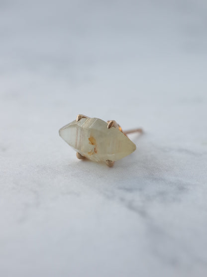 サファイアクリスタルの片耳スタッドピアス - 2