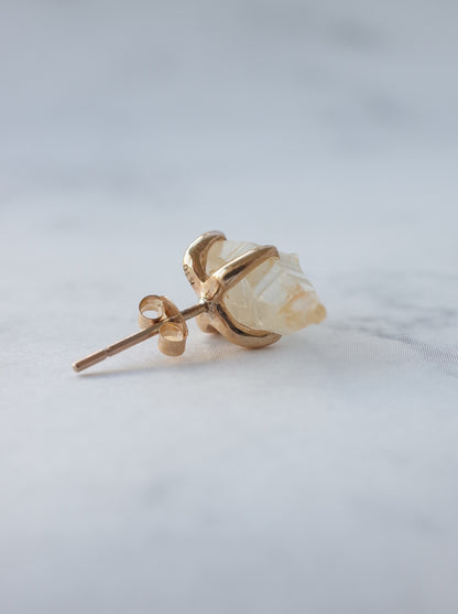 サファイアクリスタルの片耳スタッドピアス - 6