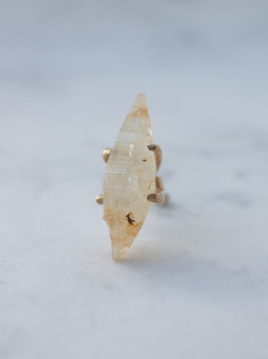 サファイアクリスタルの片耳スタッドピアス - 6