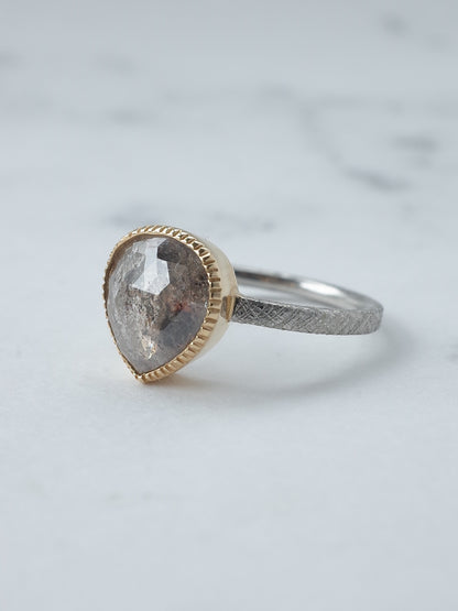 ソルトアンドペッパーダイヤモンドのリング - 1