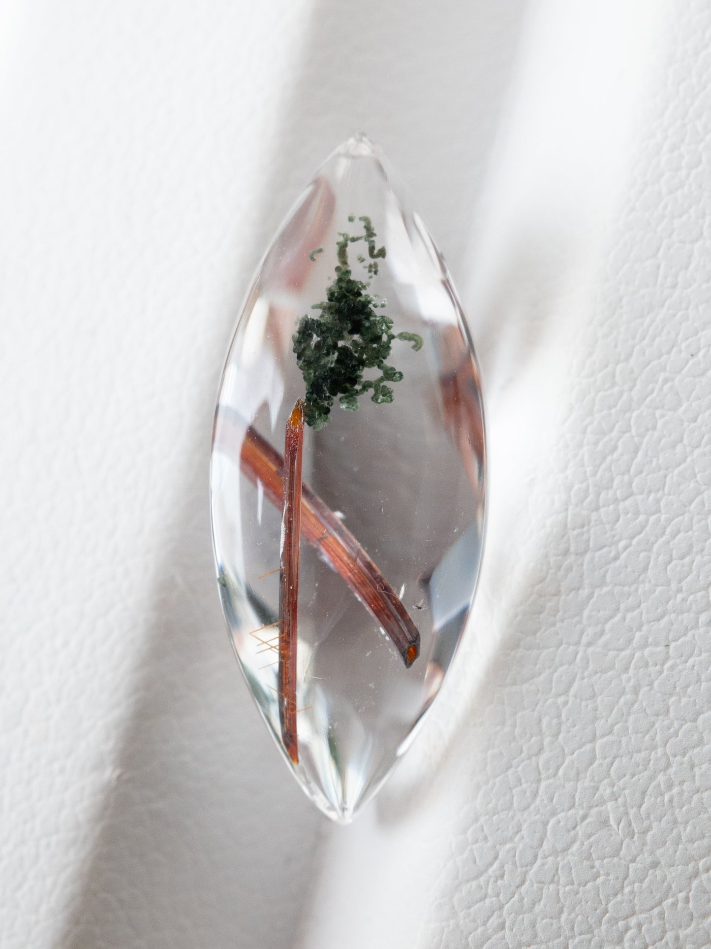 レッドルチルクォーツのルース