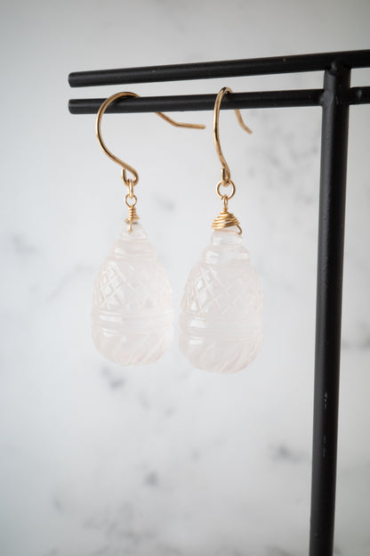 カービングローズクォーツのフックピアス - 2　