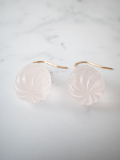 カービングローズクォーツのフックピアス - 2　