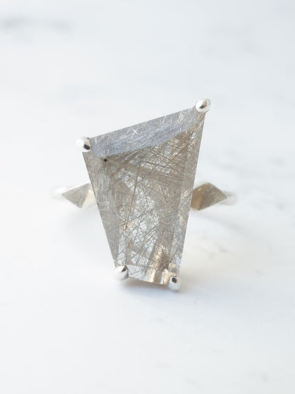 シルバールチルクォーツのリング - 2