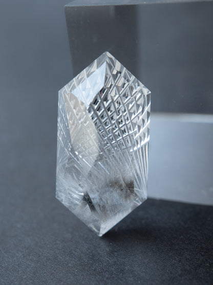 【甲州貴石切子】プラチナルチルクォーツの甲州貴石切子ルース