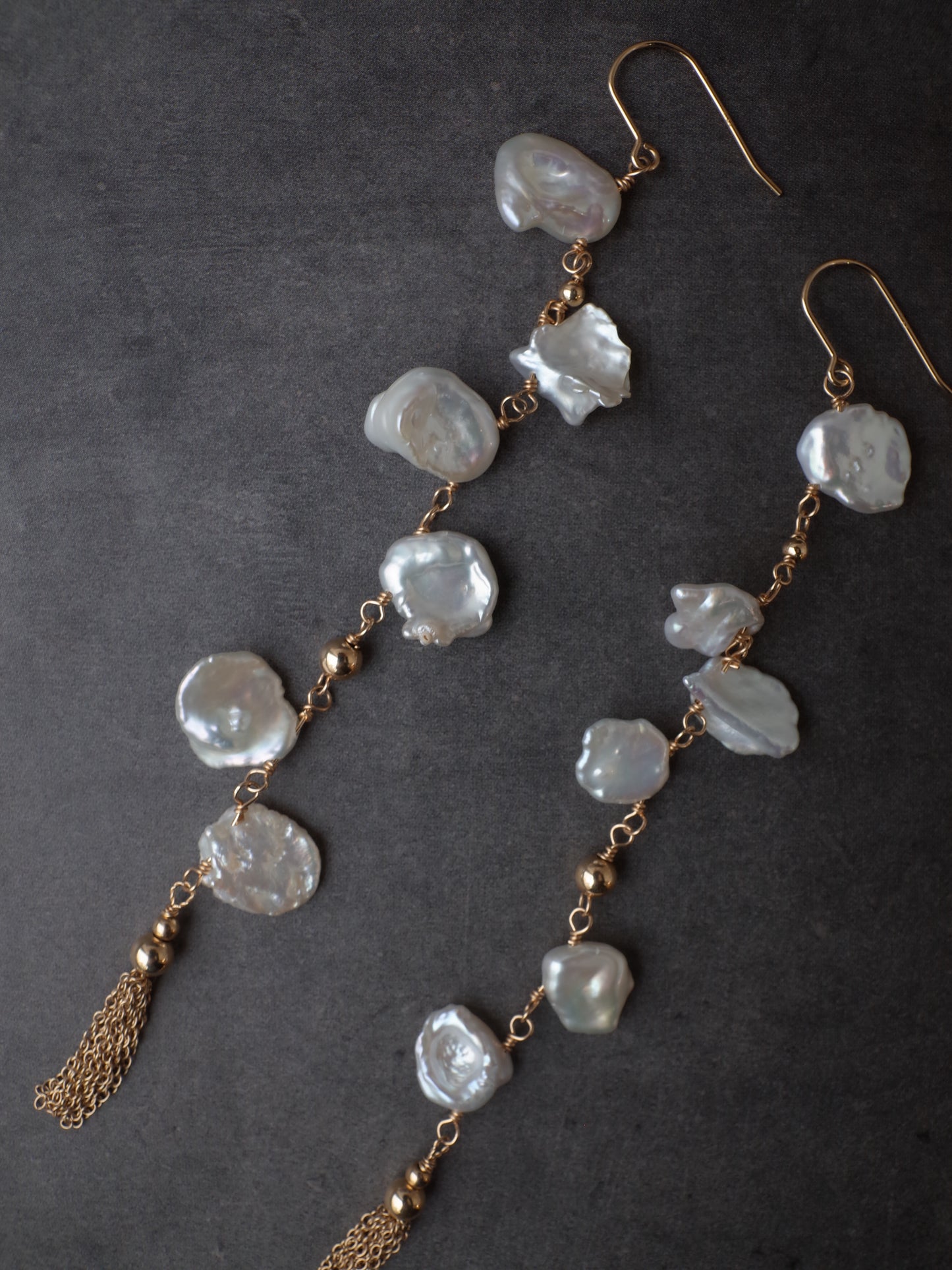 【価格・在庫数チェック】花びら淡水パールのピアス