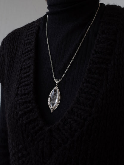 ネガティブクリスタルインクォーツのペンダント - 1