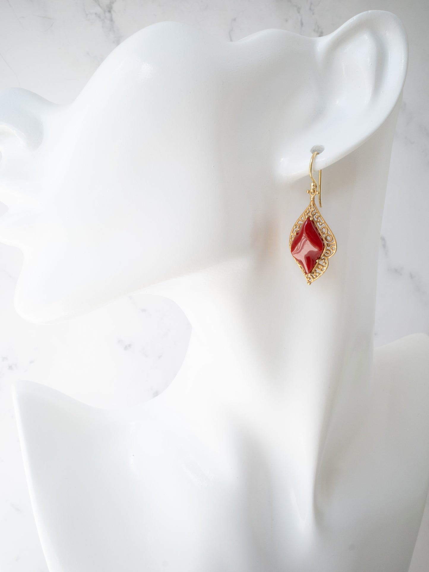 高知県産血赤珊瑚のピアス / K18YG