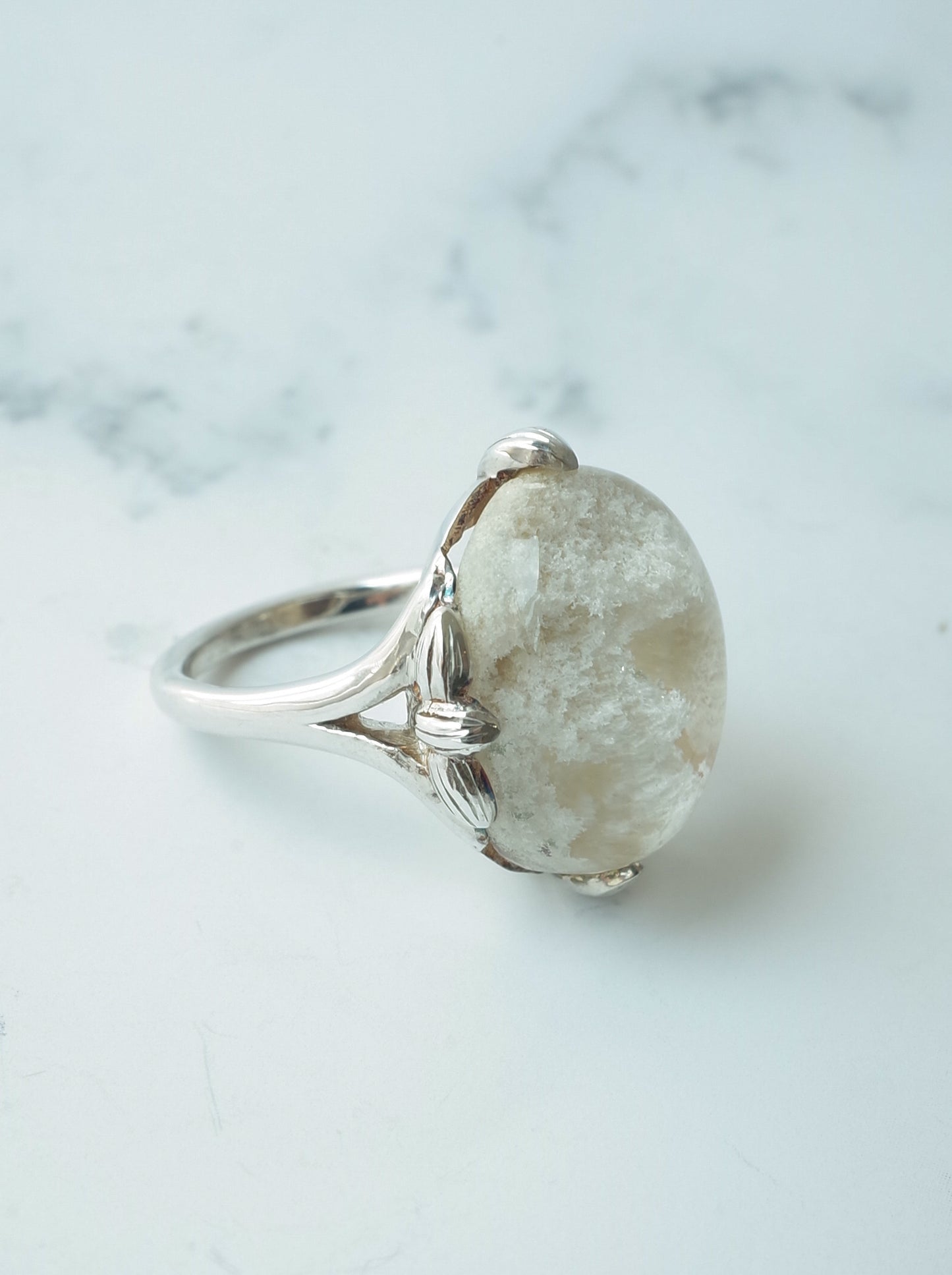 ガーデンクォーツのロータスリング - 3