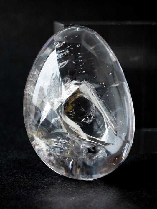 ネガティブクリスタルインクォーツのルース　