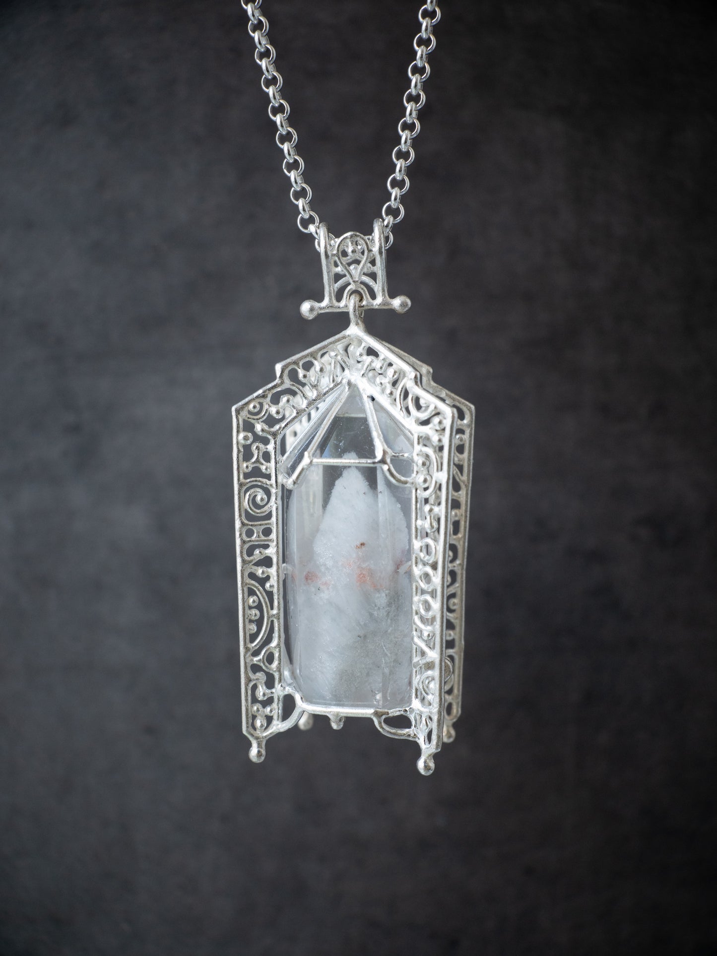 ファントムクォーツのシルバーペンダント・ ホワイト