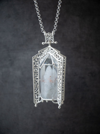 ファントムクォーツのシルバーペンダント・ ホワイト