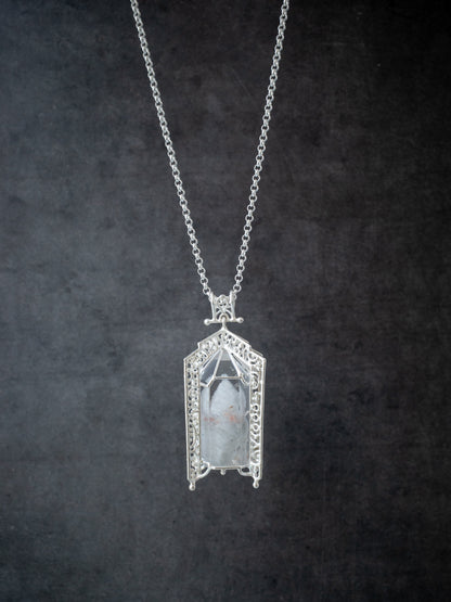 ファントムクォーツのシルバーペンダント・ ホワイト