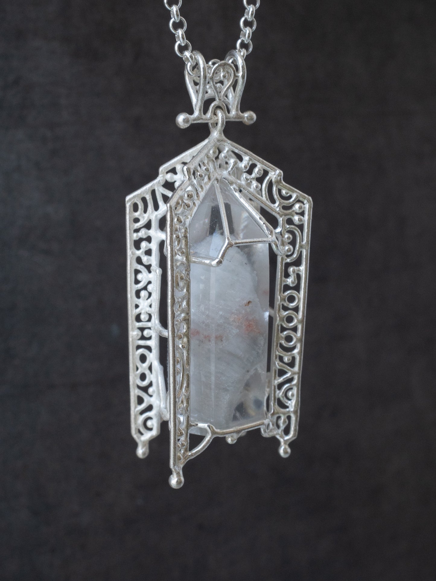 ファントムクォーツのシルバーペンダント・ ホワイト