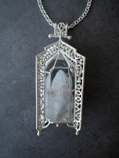 ファントムクォーツのシルバーペンダント・ ホワイト