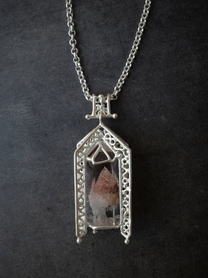 ファントムクォーツのシルバーペンダント・ピンク