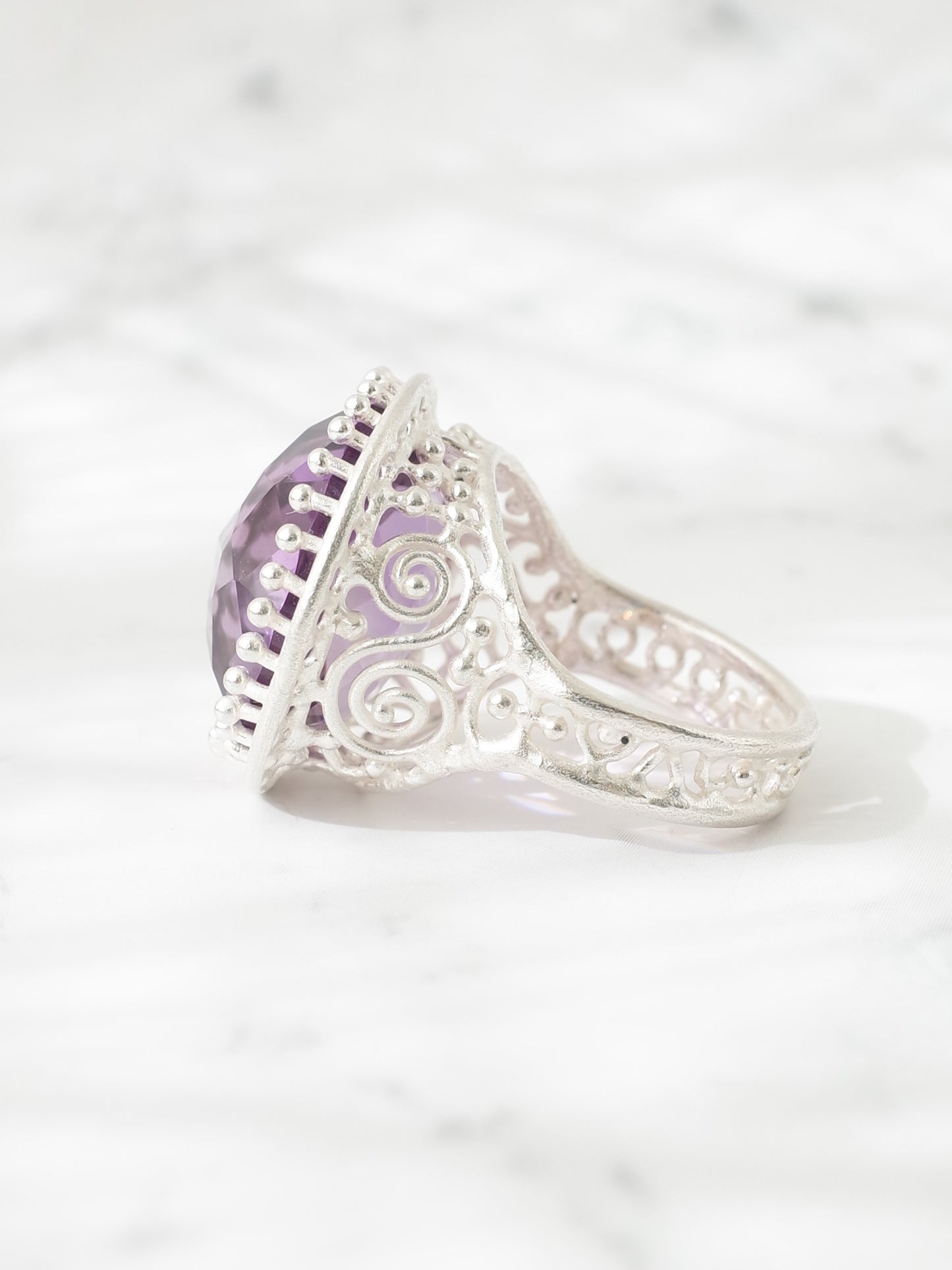 ラベンダーアメシストのリング