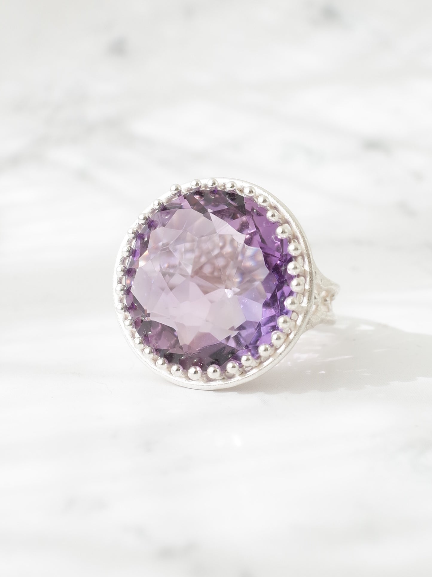 ラベンダーアメシストのリング