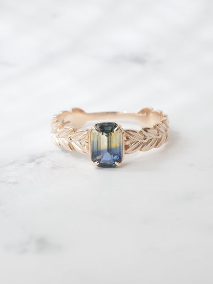 バイカラーサファイアの月桂樹リング