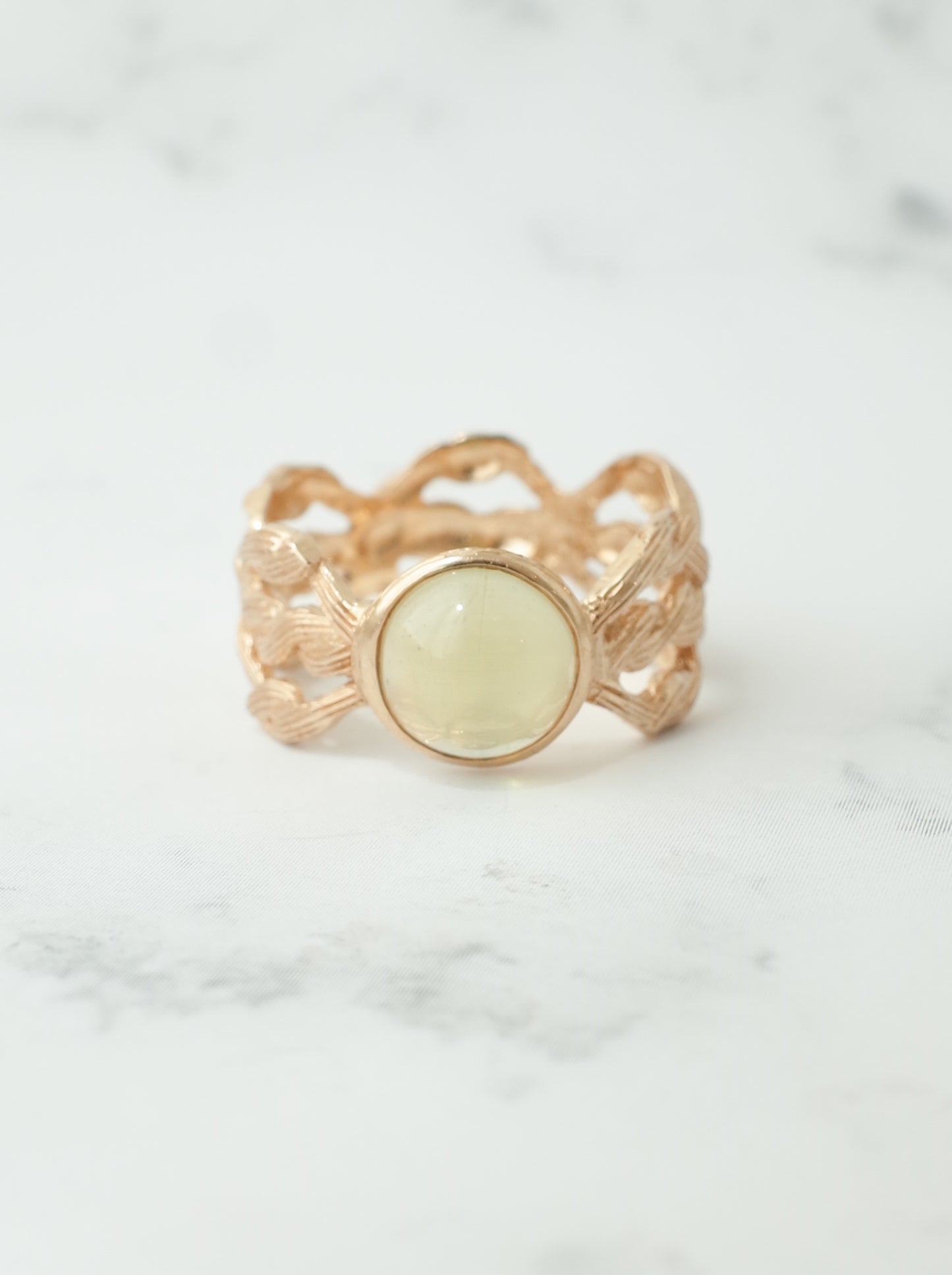 キャッツアイヘリオドールのARANリング