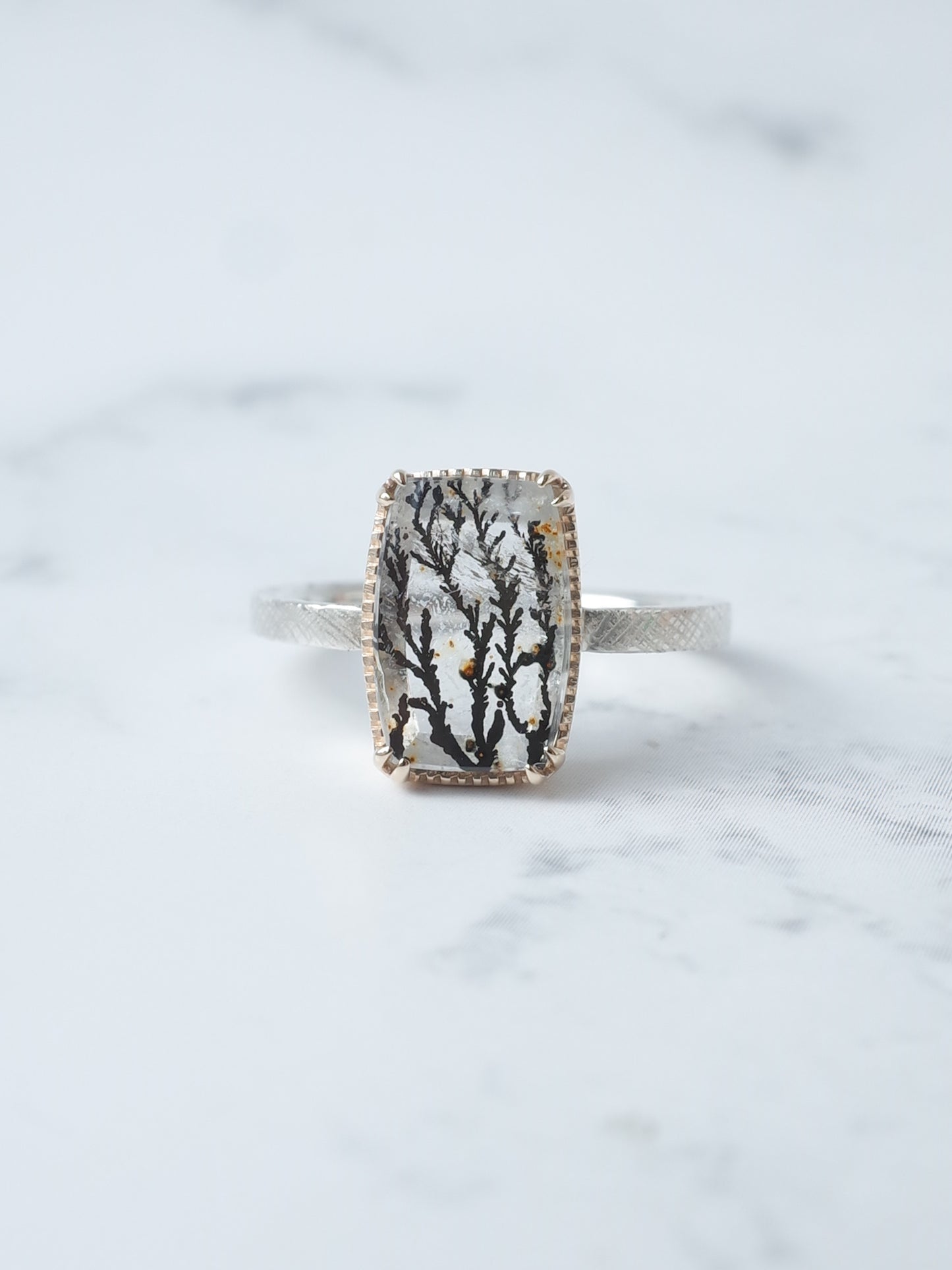 デンドリティッククォーツのリング