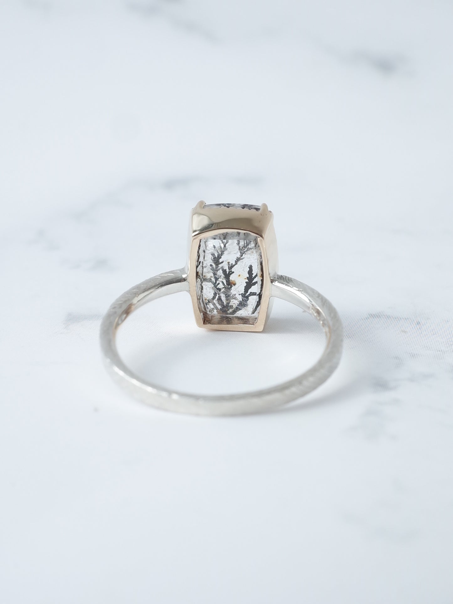 デンドリティッククォーツのリング