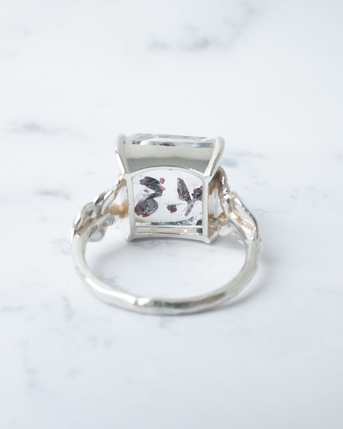 ランダムカットヘマタイトインクォーツのリング