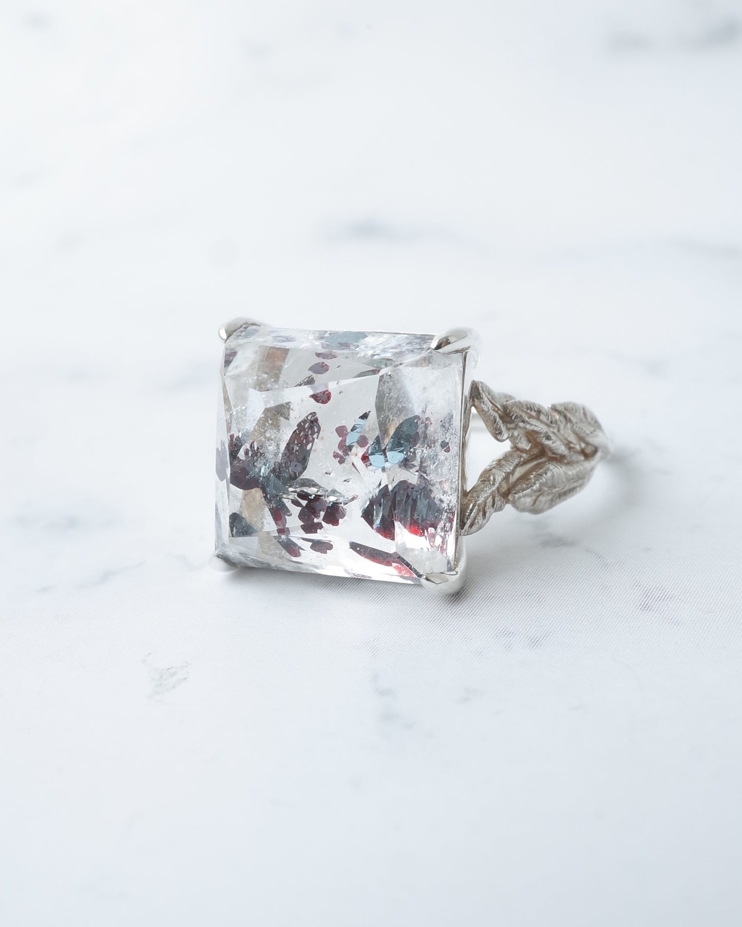 ランダムカットヘマタイトインクォーツのリング