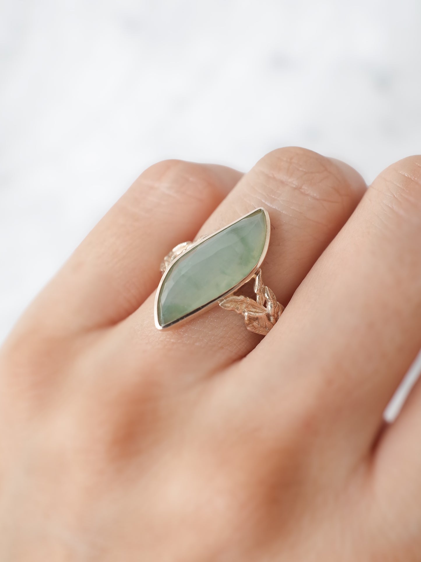 木漏れ日翡翠のリング