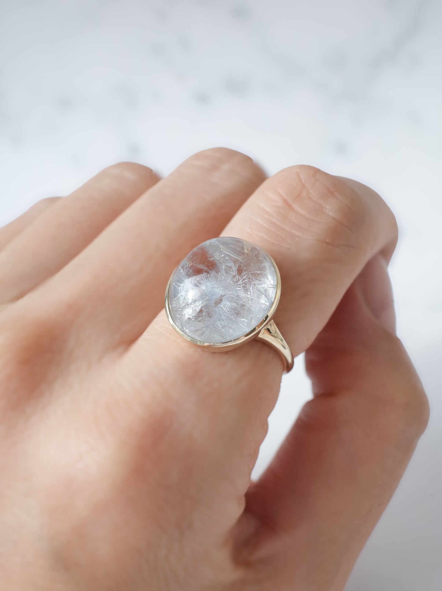 貫入デュモルチェインクォーツのリング