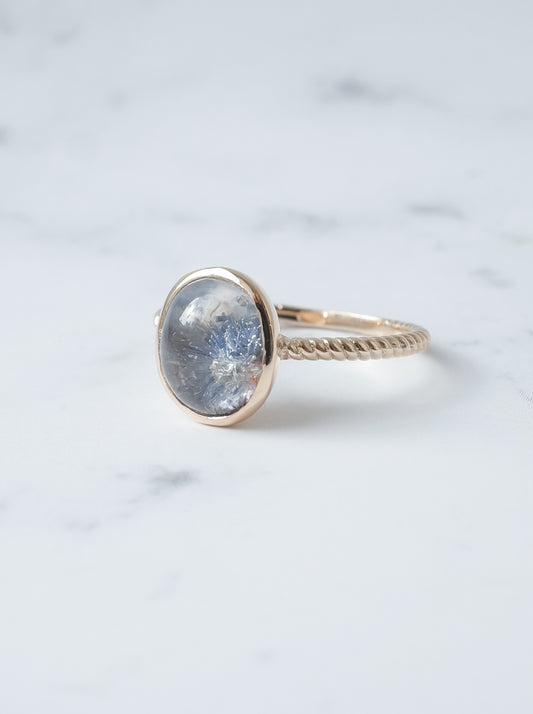 デュモルチェラトインクォーツのリング