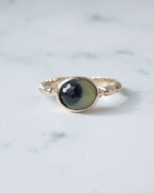 ミッドナイトムーンサファイアの夜空リング