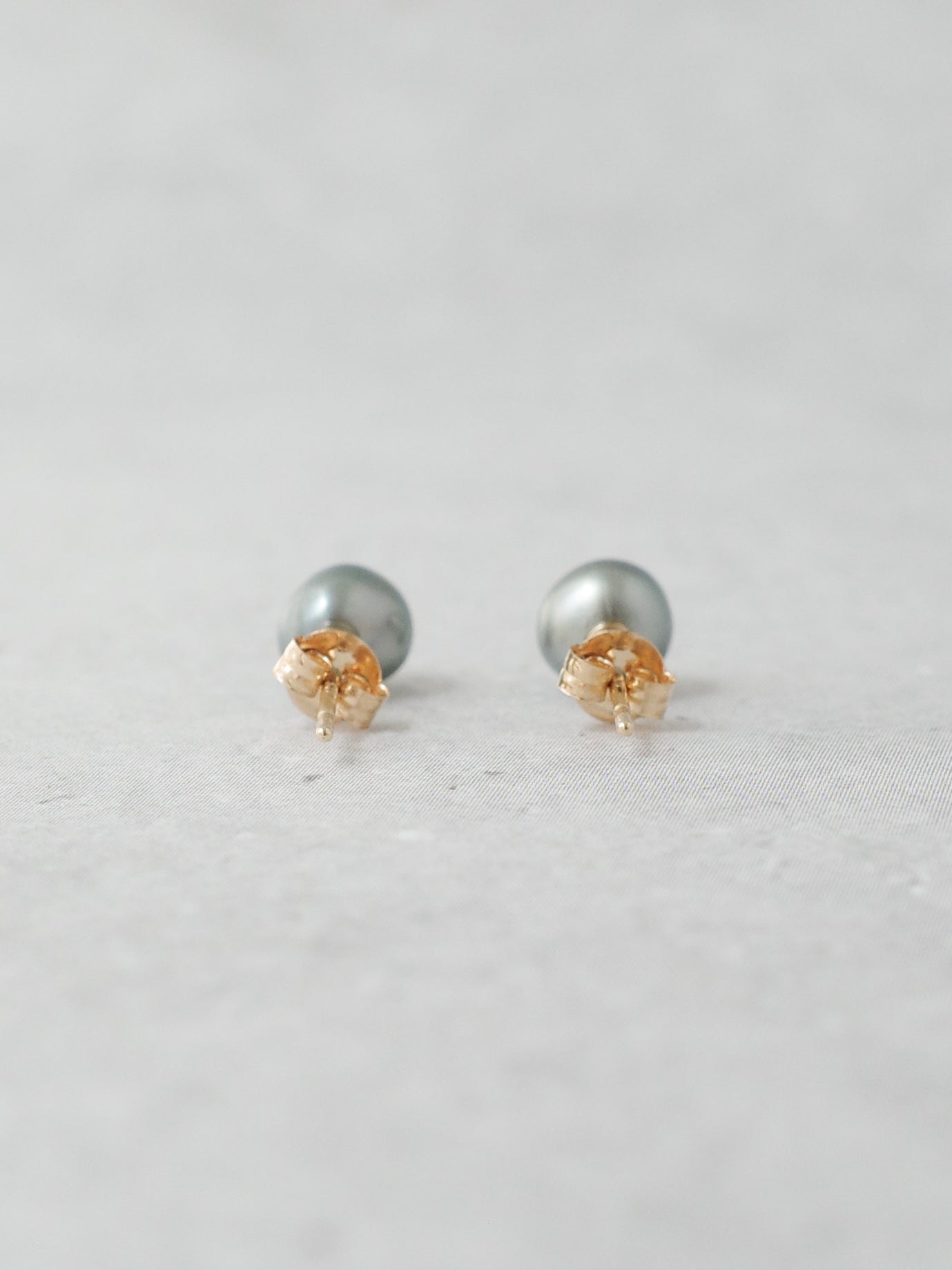 南洋ケシパールのスタッドピアス - 3