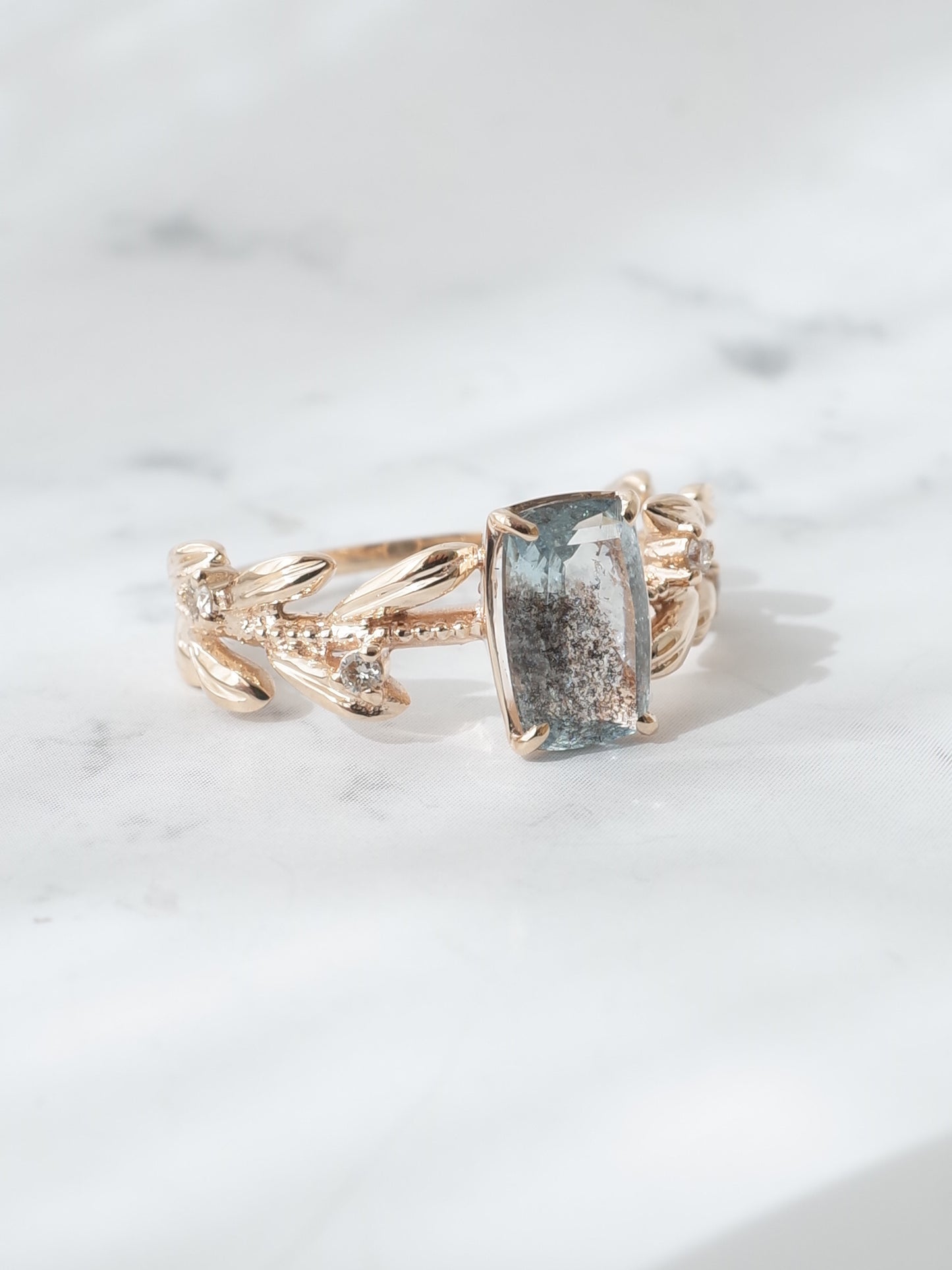 モスアクアマリンのリーフリング