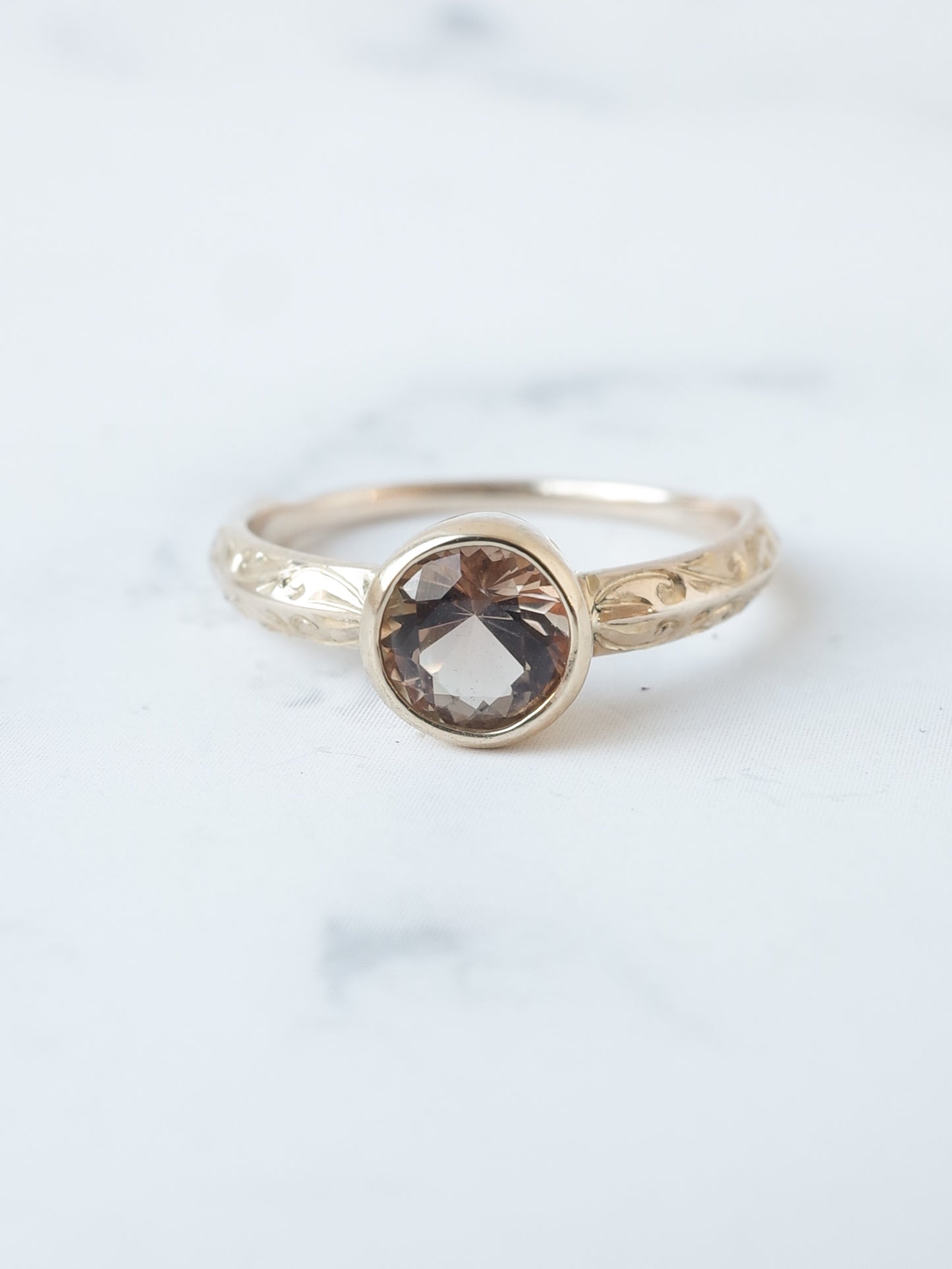 オレゴンサンストーンのシノワズリーリング-3