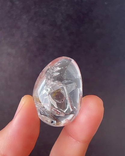 ネガティブクリスタルインクォーツのルース　