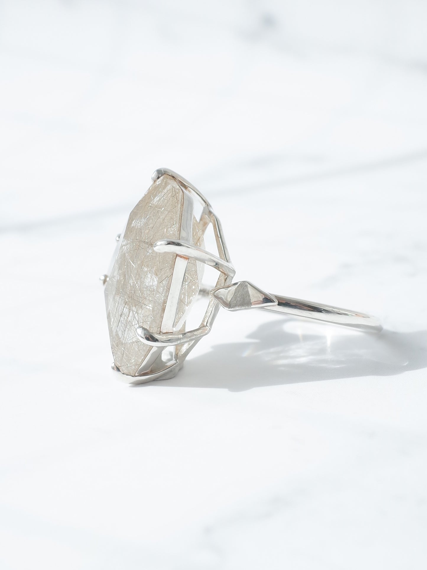 ランダムカットシルバールチルクォーツのリング