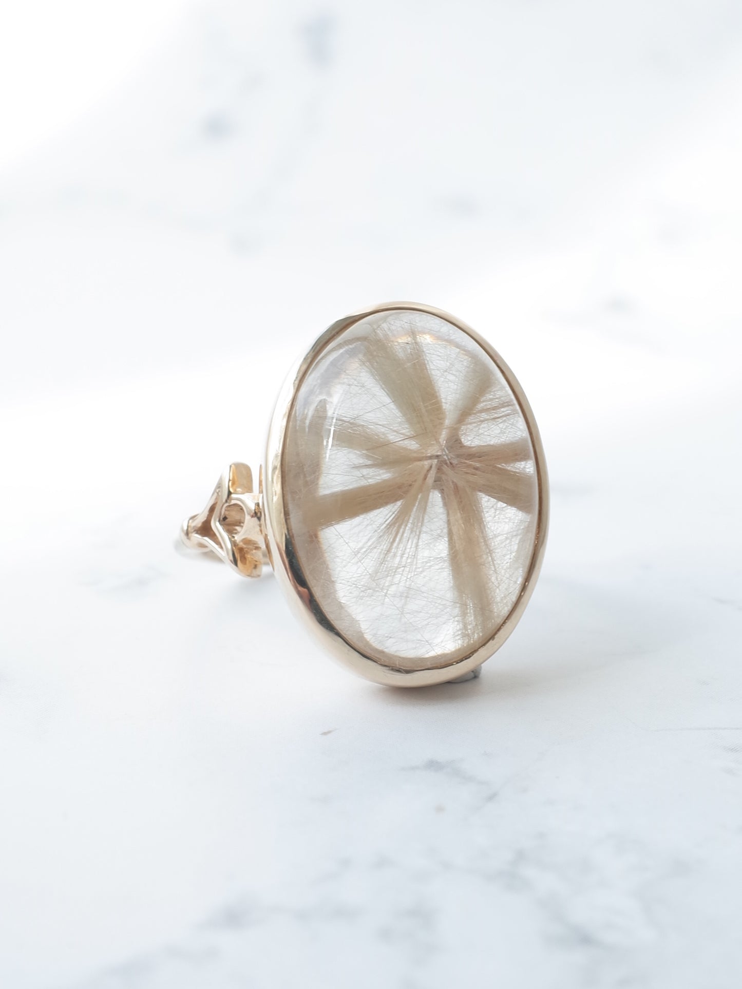 スタールチルクォーツのリング