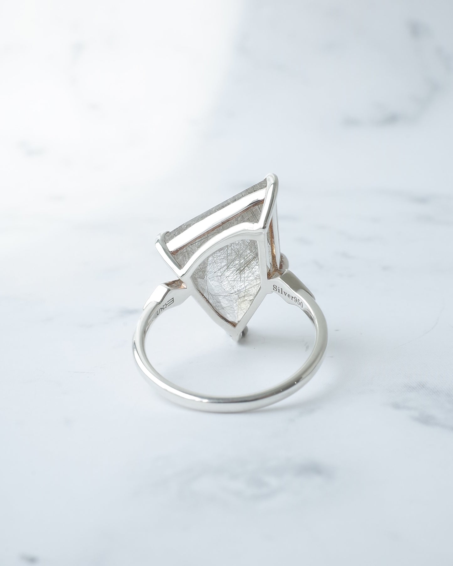 ランダムカットシルバールチルクォーツのリング - 2